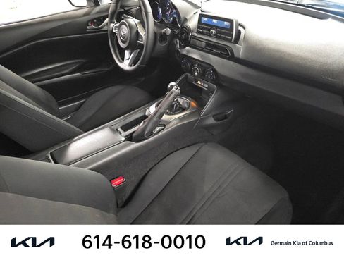 Used 2016 MAZDA MX-5 Miata Sport RWD image 21