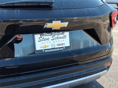 New 2026 Chevrolet Trax LT w/ Driver Confidence Package image 29