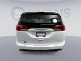 Used 2018 Chrysler Pacifica Touring Plus w/ Tire & Wheel Group image 5