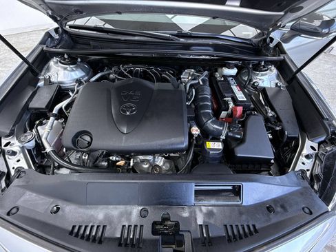 Used 2019 Toyota Camry XSE FWD image 46