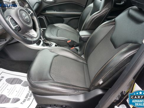 Used 2018 Jeep Compass Latitude w/ Popular Equipment Group AWD/4WD image 27