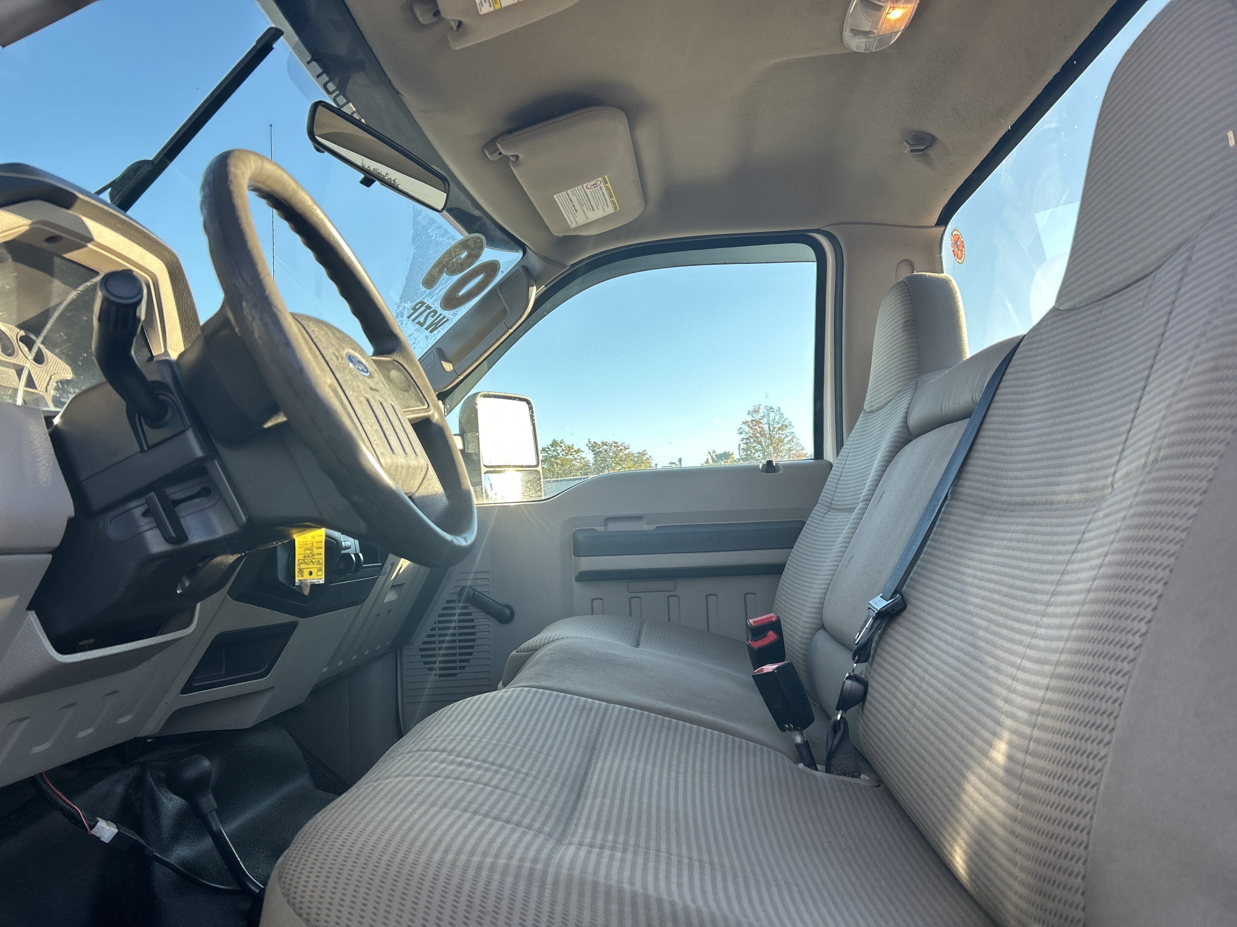 Used 2009 Ford F350 XL AWD/4WD image 11