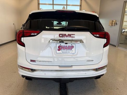Used 2020 GMC Terrain Denali w/ GMC Pro Grade Package AWD/4WD image 8