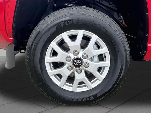 Certified 2026 Toyota Tacoma SR5 AWD/4WD image 11