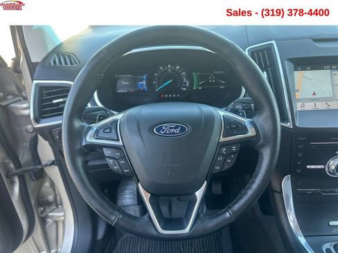 Used 2017 Ford Edge Titanium w/ Technology Package FWD image 14