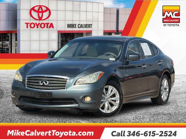 Used 2011 INFINITI M37 w/ Premium Pkg RWD image 1