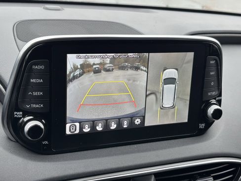 Used 2020 Hyundai Santa Fe Limited image 23