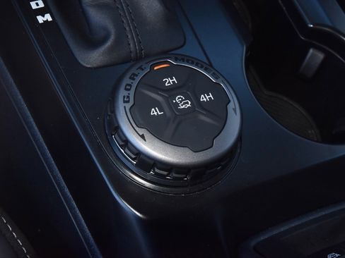 Certified 2025 Ford Bronco Outer Banks image 34