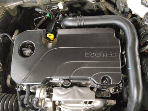 Used 2024 Chevrolet Malibu LT image 30