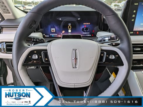 New 2026 Lincoln Aviator 2WD image 20