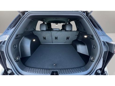 New 2026 Chevrolet Equinox LT w/ Convenience Package II image 30