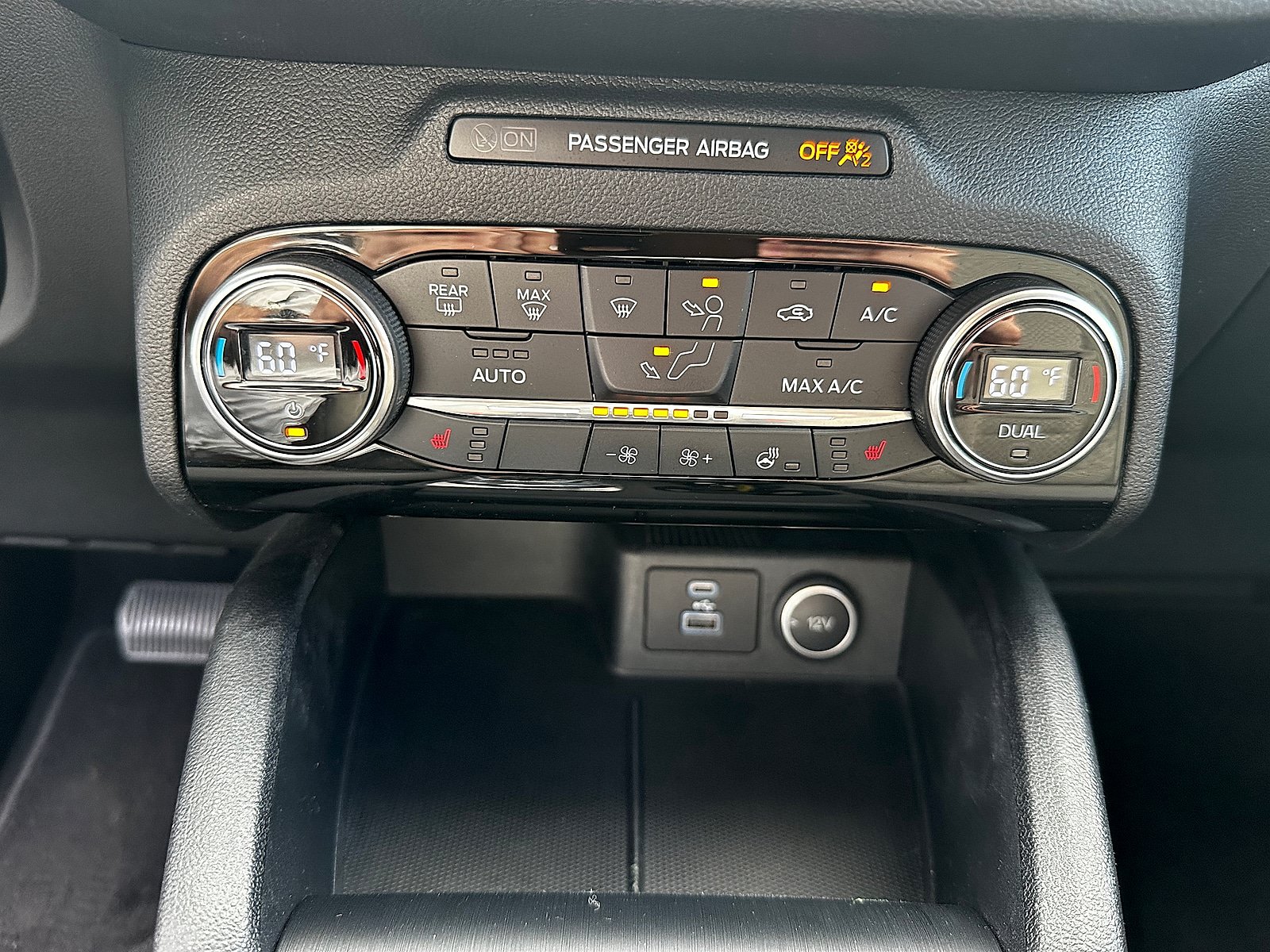 Used 2021 Ford Escape SE w/ Convenience Package AWD/4WD image 18