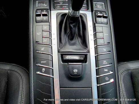 Used 2018 Porsche Macan Sport Edition image 58