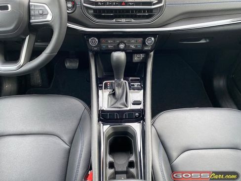 Certified 2026 Jeep Compass Limited image 12