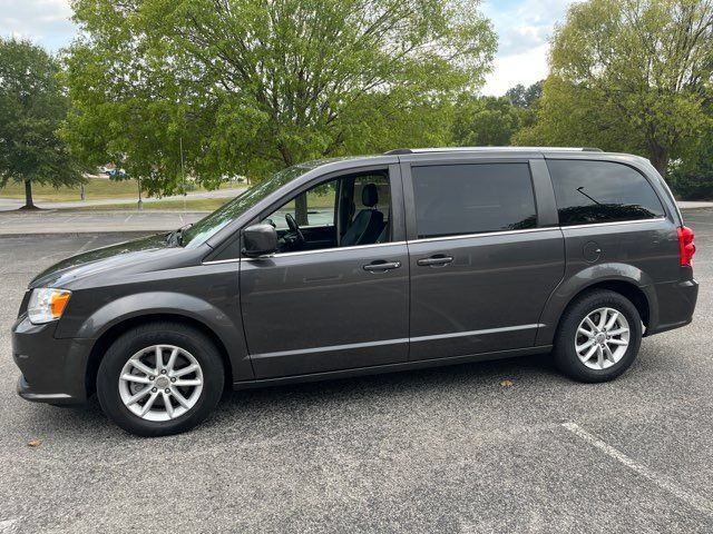 Used 2018 Dodge Grand Caravan SXT FWD image 3