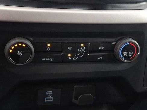 Used 2023 Ford F150 XLT image 15