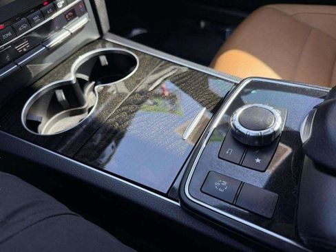 Used 2016 Mercedes-Benz E 400 Coupe image 36