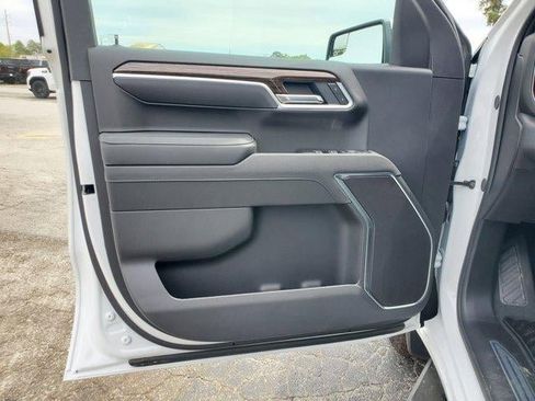 New 2026 GMC Sierra 1500 SLE w/ X31 Off-Road Package image 19