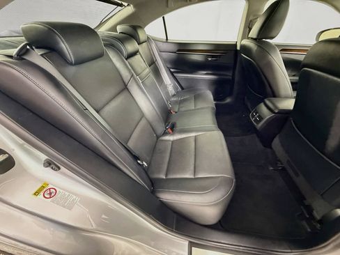 Used 2014 Lexus ES 350 w/ Luxury Package FWD image 29