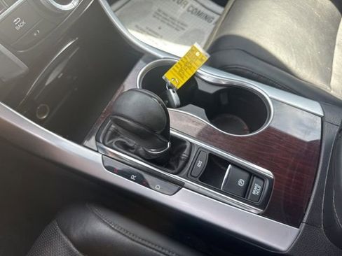 Used 2015 Acura TLX w/ Technology Package FWD image 16