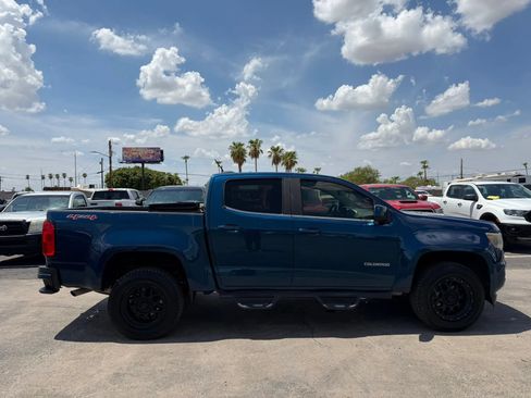 Used 2019 Chevrolet Colorado LT w/ LT Convenience Package AWD/4WD image 11