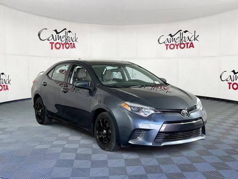 Used 2016 Toyota Corolla LE FWD image 3