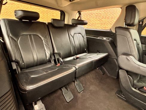 Certified 2018 Ford Expedition Max Platinum image 26