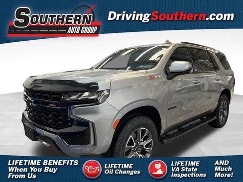 Used 2024 Chevrolet Tahoe Z71 w/ Luxury Package AWD/4WD image 1