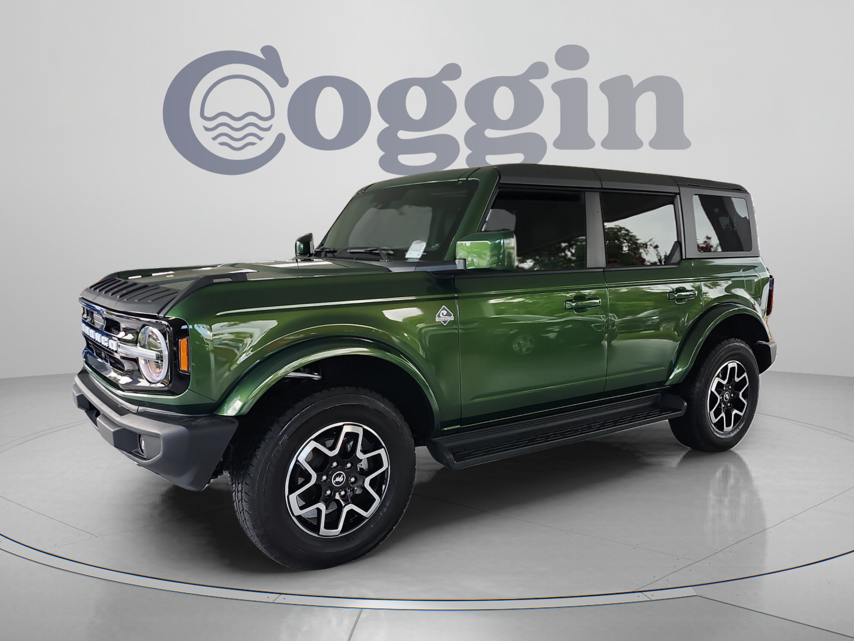 Certified 2025 Ford Bronco Outer Banks AWD/4WD image 1