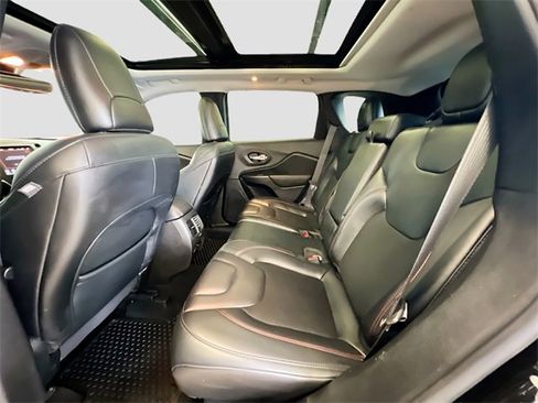 Used 2021 Jeep Cherokee Trailhawk w/ Sun, Sound & Nav Group image 27