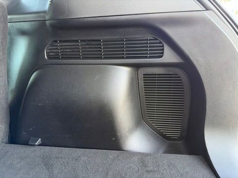 Used 2022 Ford Escape SEL image 11