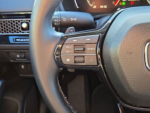 Used 2025 Honda Civic Sport image 21