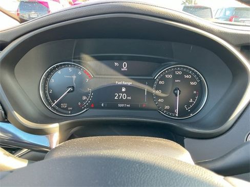 Certified 2023 Cadillac XT4 Luxury w/ Cold Weather Package image 23