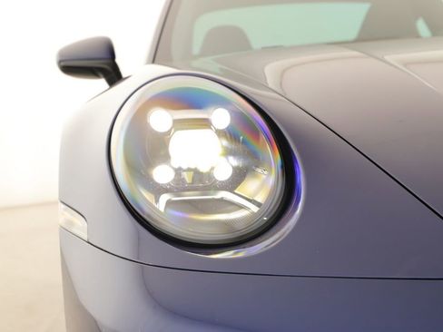 Used 2020 Porsche 911 Carrera RWD image 41