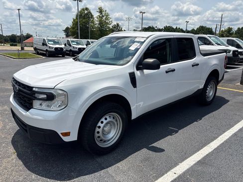 Used 2022 Ford Maverick XL FWD image 1