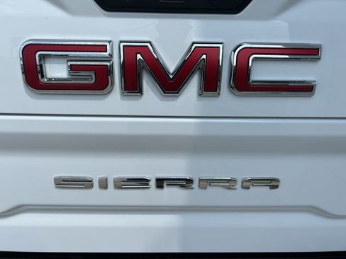Used 2024 GMC Sierra 2500 AT4 w/ AT4 Premium Plus Package AWD/4WD image 35