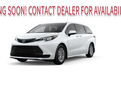 New 2025 Toyota Sienna LE