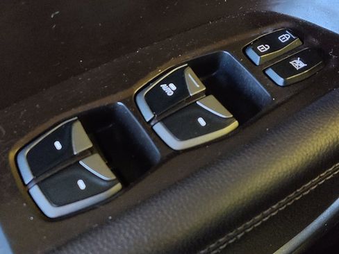 Used 2014 Hyundai Santa Fe Sport w/ Technology Package 04 FWD image 27