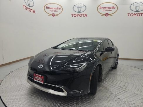 Used 2026 Toyota Prius Plug-In Hybrid FWD image 2