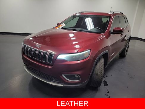 Used 2019 Jeep Cherokee Limited FWD image 5