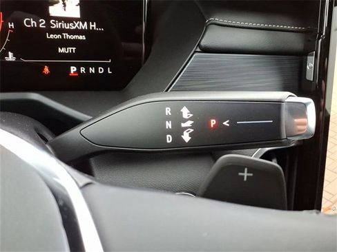 New 2026 GMC Acadia Elevation image 16