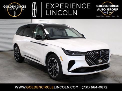 New 2026 Lincoln Nautilus Reserve image 1