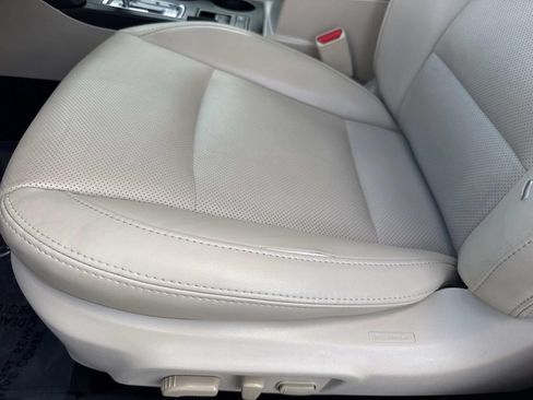 Used 2017 Subaru Legacy 2.5i Limited AWD/4WD image 28