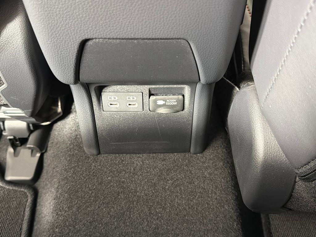 Used 2024 Toyota Prius Prime FWD image 18