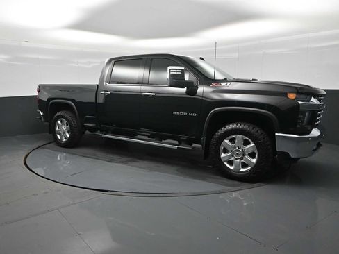 Used 2020 Chevrolet Silverado 2500 LTZ w/ LTZ Plus Package image 3