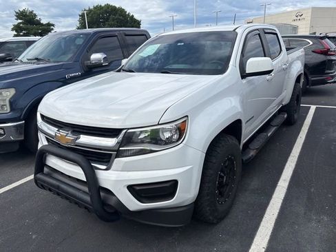 Used 2018 Chevrolet Colorado W/T w/ WT Convenience Package AWD/4WD image 3
