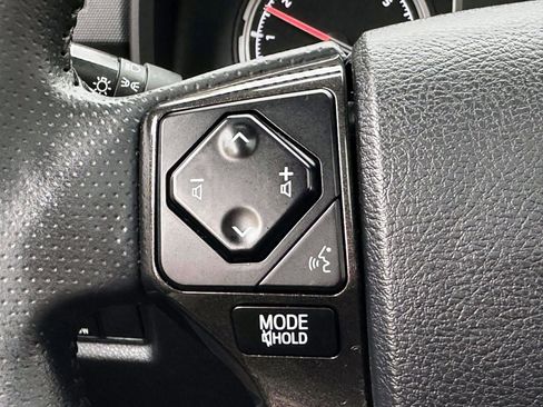 Used 2021 Toyota 4Runner Venture w/ Moonroof Package image 22