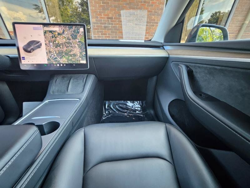 Used 2023 Tesla Model Y Long Range AWD/4WD image 56