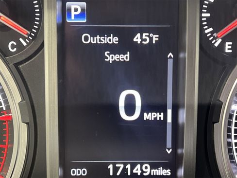 Used 2023 Toyota 4Runner Limited image 15