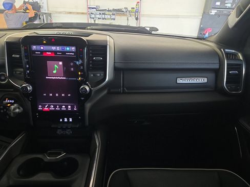 Used 2025 RAM 1500 Laramie w/ Sport Appearance Package AWD/4WD image 20